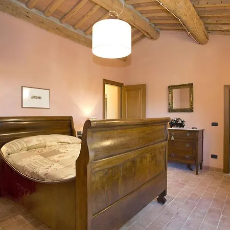 Villa Sleeps 6 Wifi Palaia