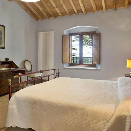 Sleeps 6 Wifi Villa Palaia