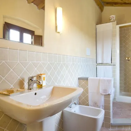 Sleeps 6 Wifi Palaia