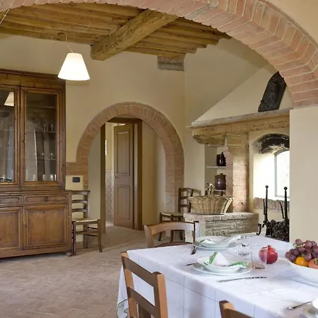 Sleeps 6 Wifi Palaia