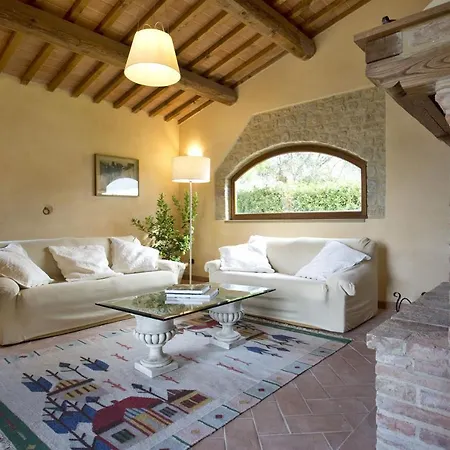 Sleeps 6 Wifi Villa Palaia